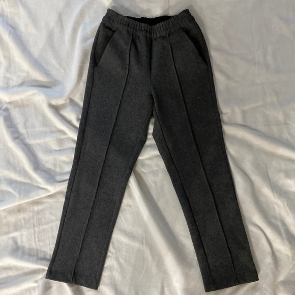 COPY - Aritzia the Group by Babaton Pant XXS - Picture 3 of 8